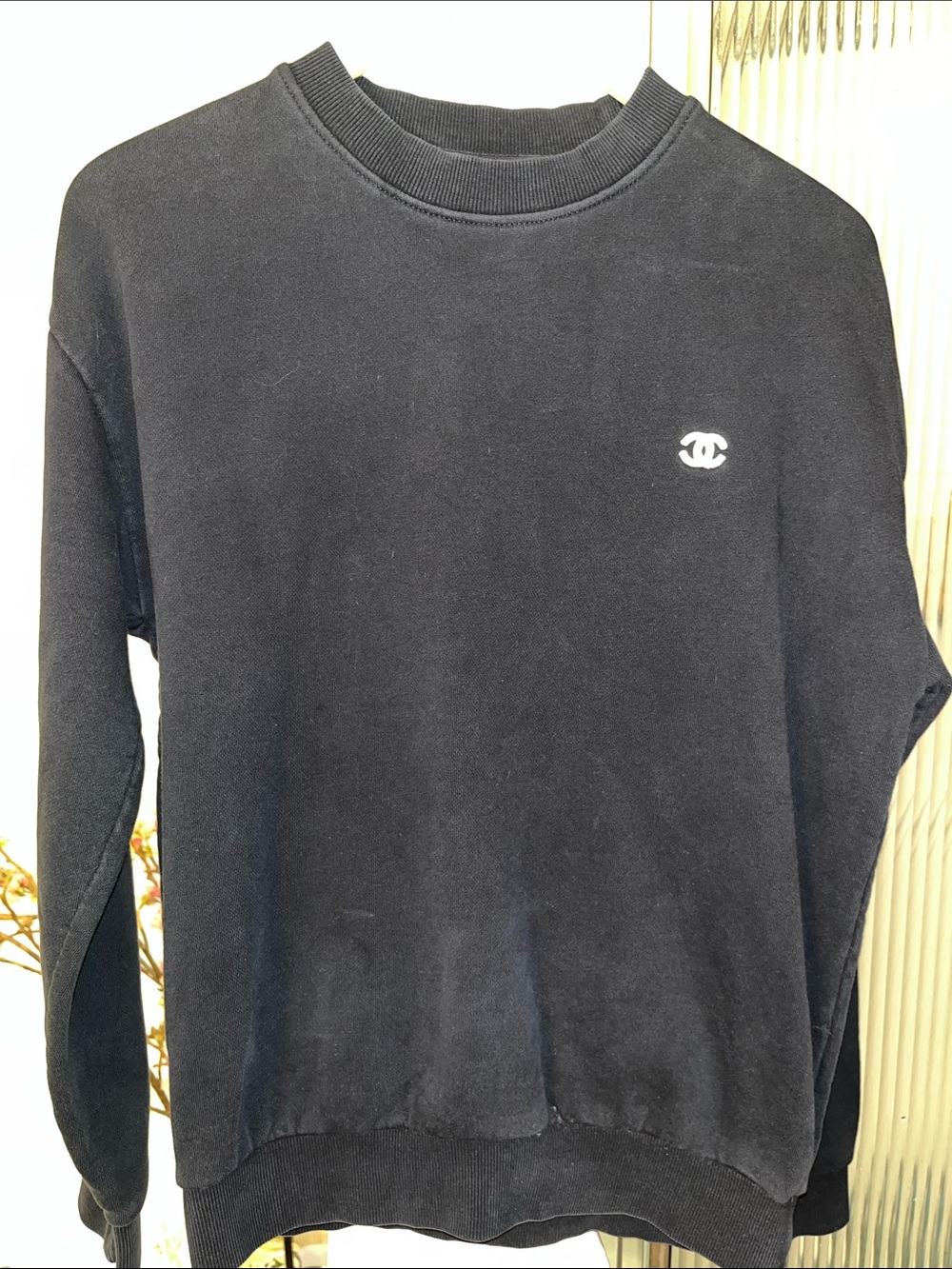 Chanel Uniform Logo Sweatshirt. Embroidered Chanel logo, Rubber Chanel appliqué - Picture 4 of 13